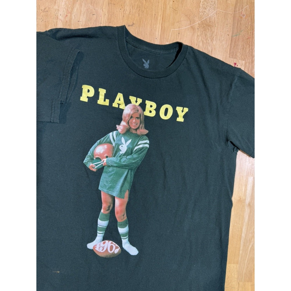 Playboy Mens L Green Bo Black September 1967 Football Cover Graphic T Shirt